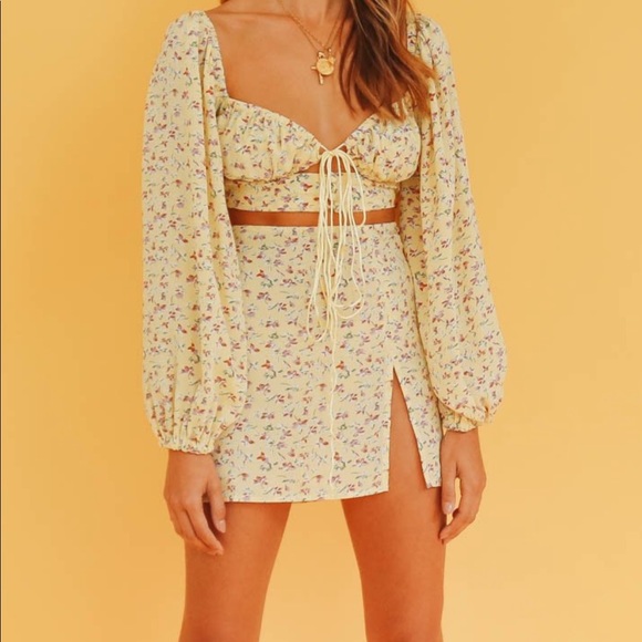 Verge girl yellow floral skirt Clearance